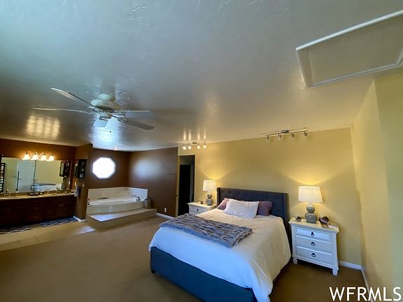 3rd image of 8918 S Taft Hill Ct