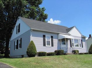 17 Maple St, Danville, PA 17821