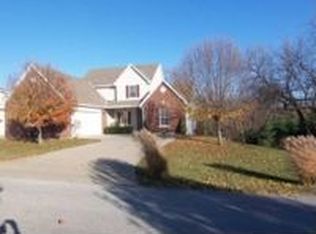 5203 Brookhaven Dr, Saint Joseph, MO 64507