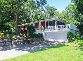 1890 Hampshire Ln N, Minneapolis, MN 55427