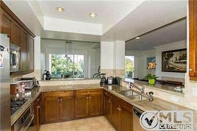 3rd image of 11115 W Acama St #Penthouse 6