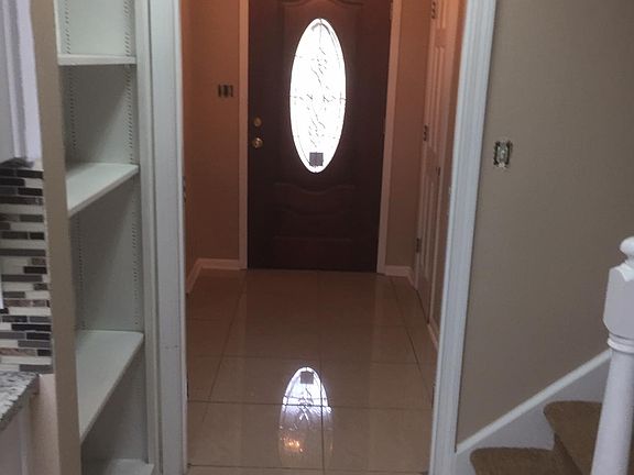 2nd image of 2036 Crescent Dr