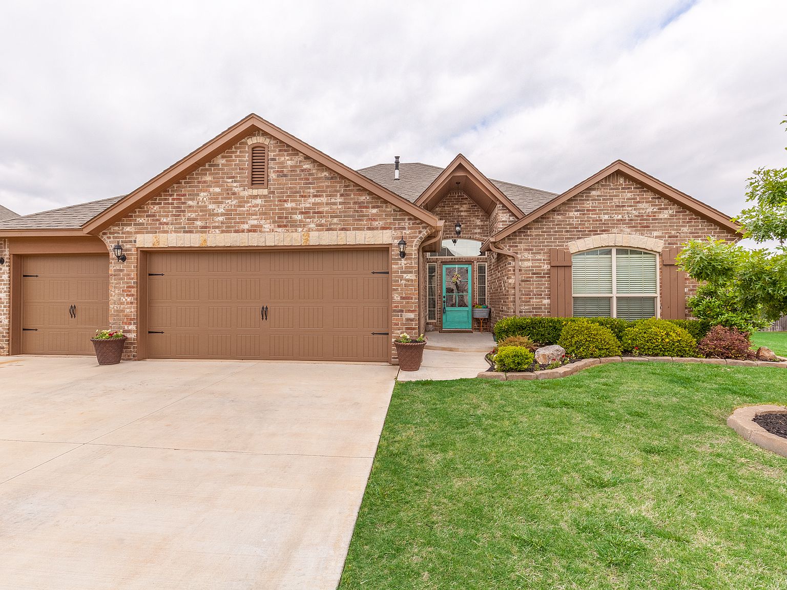 4817 Kelly Lakes Dr, Edmond, OK 73025 Zillow