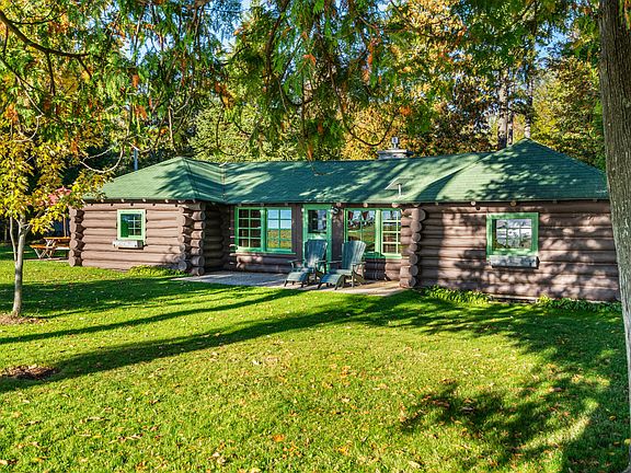 3rd image of 3673 Greenmans Point Rd