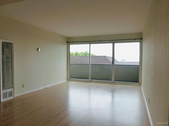 4th image of 1266 Stanyan St APT 7
