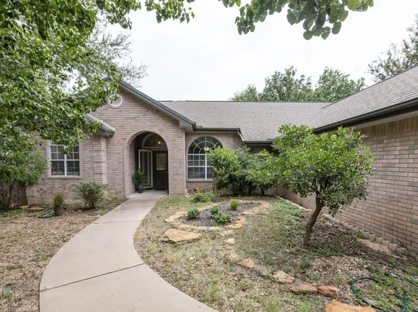 800 Amy Circle, Marble Falls, TX 78654