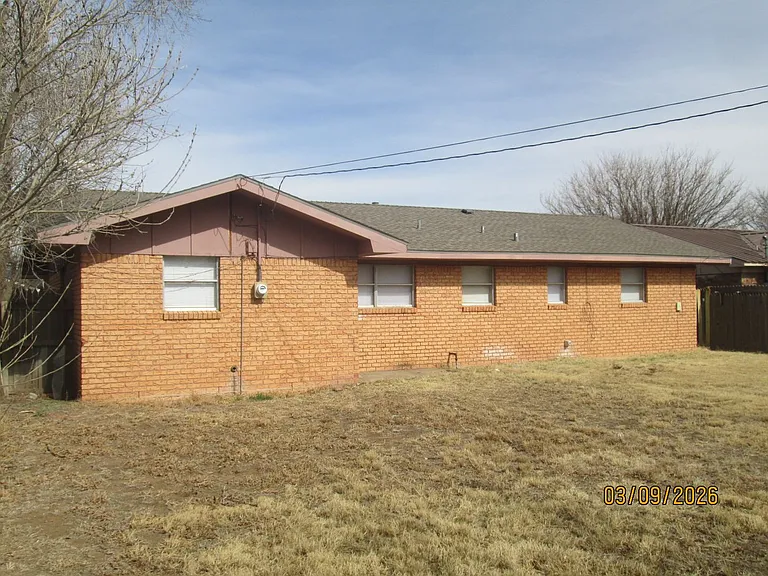 1321 Navajo Trl — Photo 13