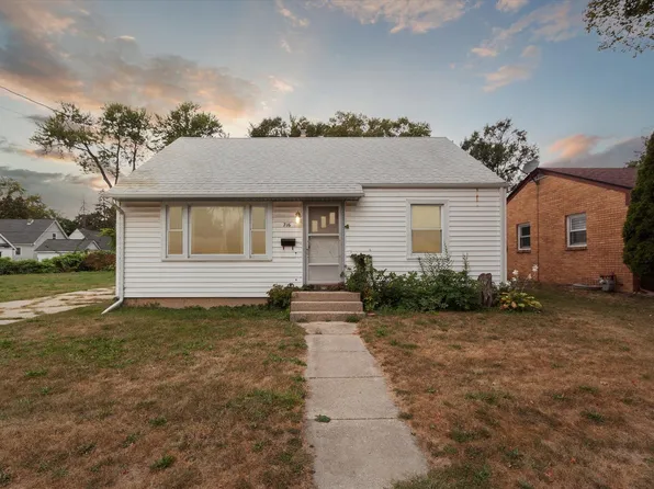 716 Miriam Ave, Rockford, IL 61101