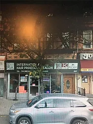 687 Seneca Avenue  image 1 of 1