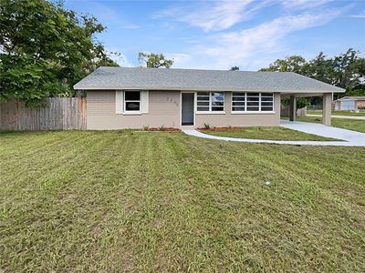 230 S Blue Lake Ave, Deland, FL, 32724