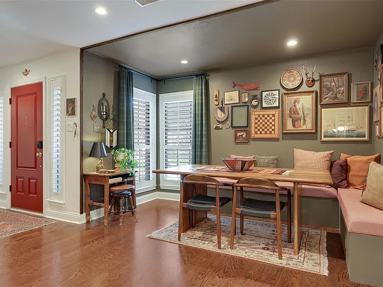 3205 Festus Dr — Photo 8