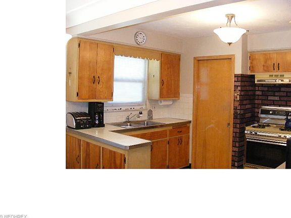 2nd image of 10210 Boundary Ln