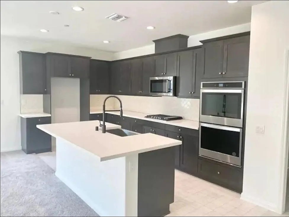 21199 Packing House Ct — Photo 1
