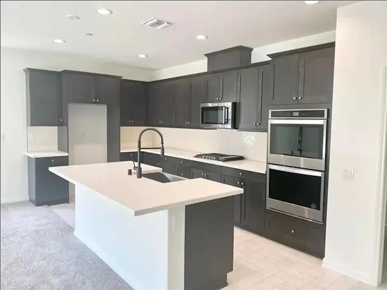 21199 Packing House Ct — Photo 1