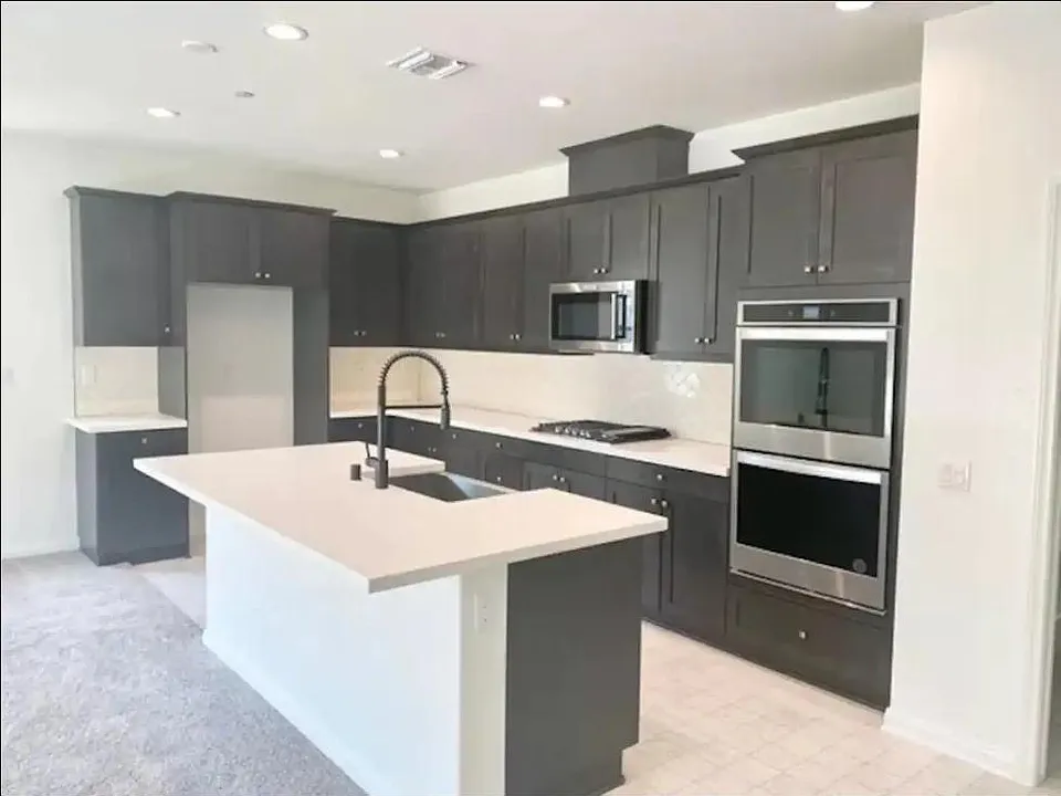 21199 Packing House Ct