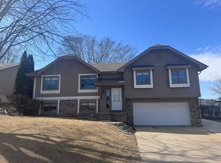 7804 S 71st Ave, La Vista, NE 68128