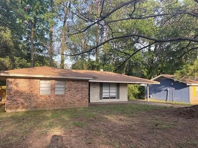 130 E Woodcrest Dr, Jackson, MS, 39212