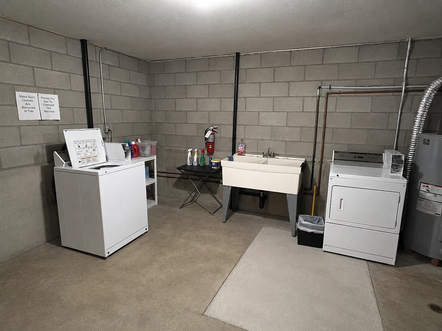 Lakeview Apartments — Photo 4