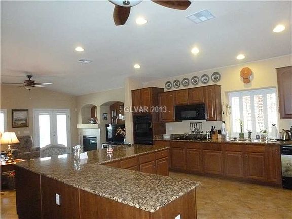 5th image of 7024 Whitford St