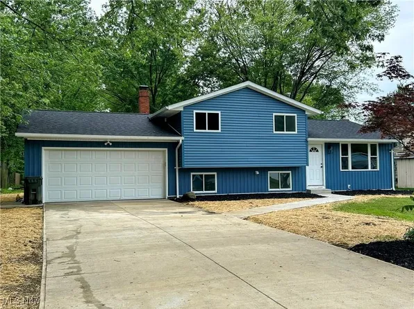 6350 Denise Dr, North Ridgeville, OH 44039