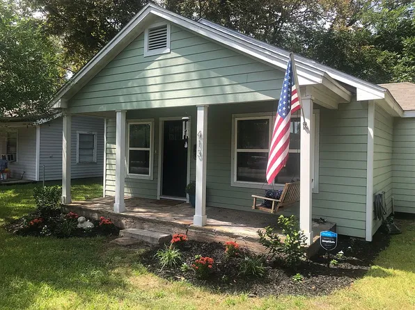 413 E Coombs St, Alvin, TX 77511