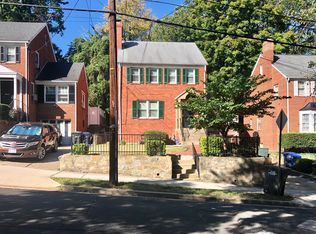 2129 32nd Pl SE, Washington, DC