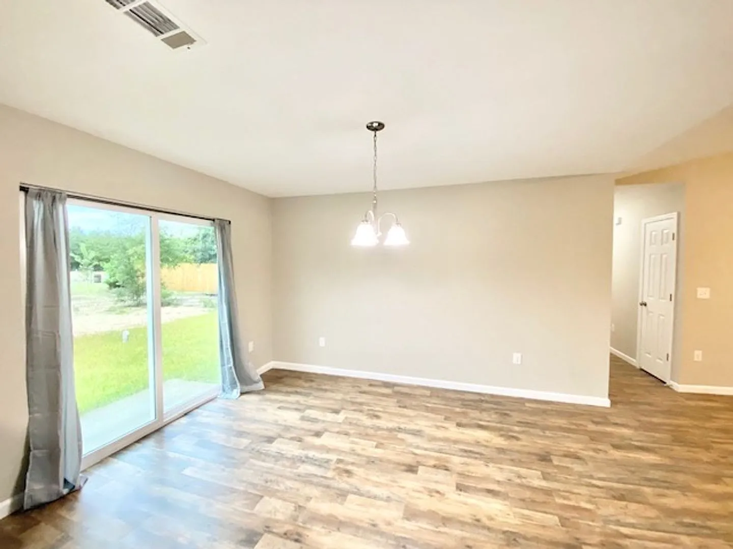 331 Passion Flower Street Defuniak Springs, FL 32434 — Photo 2