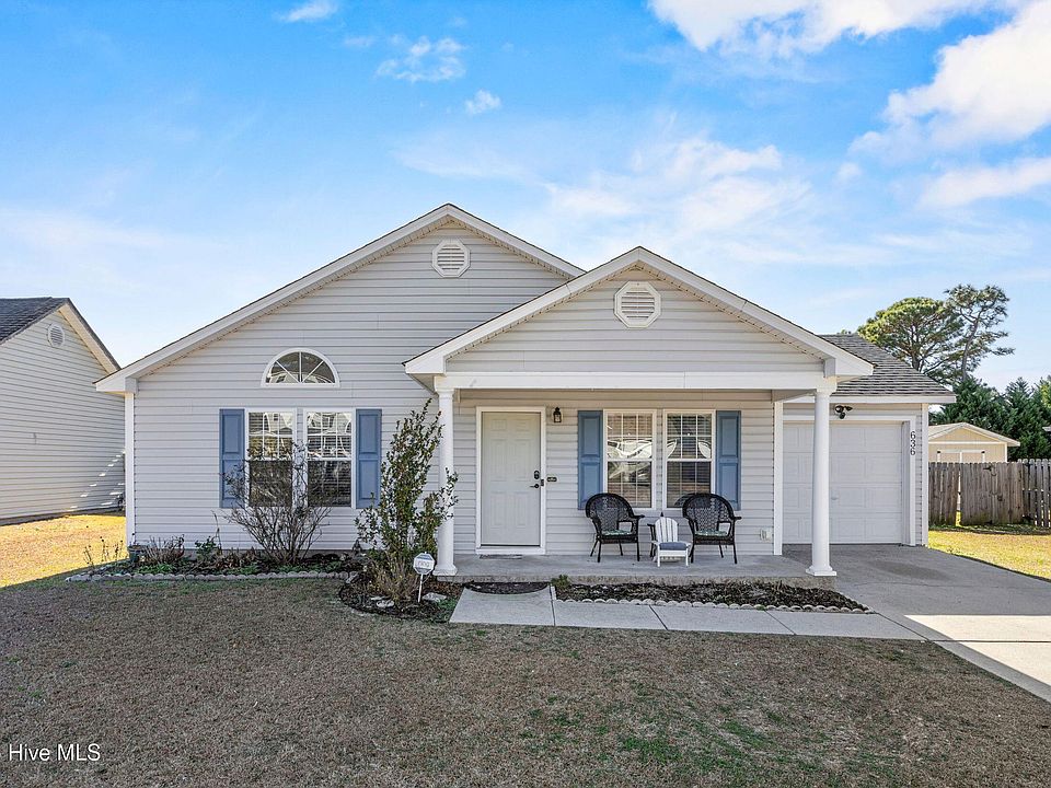 1st image of 636 Brewster Lane