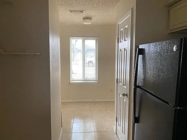 2142 Greenbriar Colony Dr — Photo 8