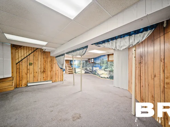 681 Argyle Road image 22 of 25