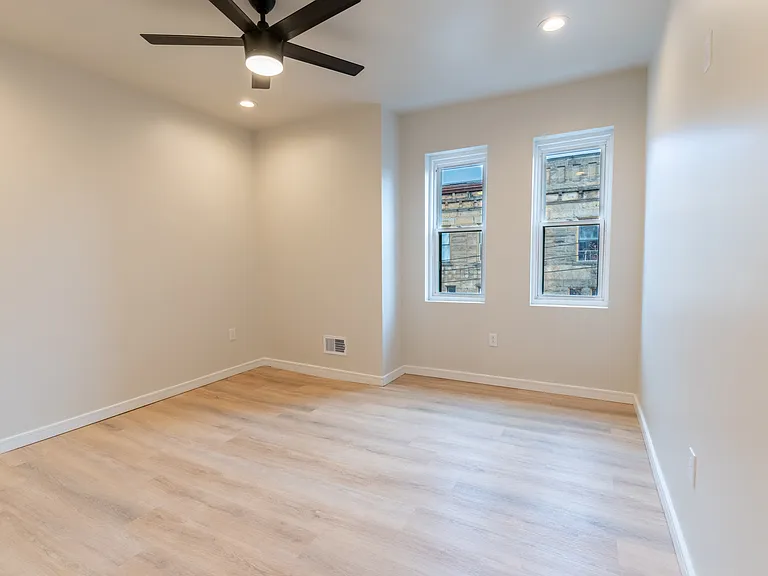 700 N Taylor Ave #2 — Photo 19