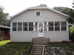 1021 Oakland St, South Bend, IN 46615