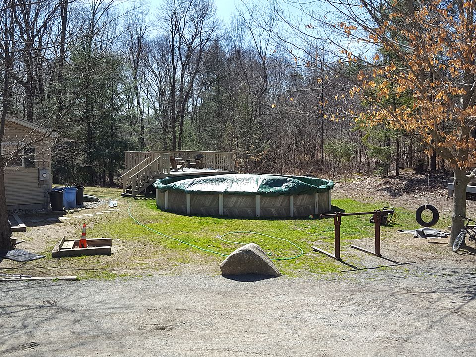 2nd image of 252 Bolton Rd