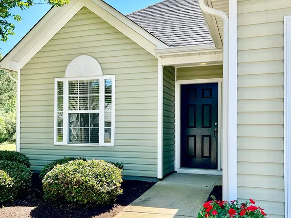 832 Chablis Dr, Columbia, SC 29210