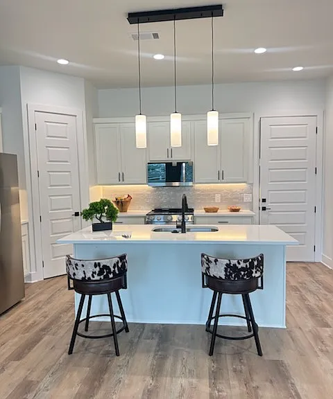 1810 Rich Smith Ln — Photo 8