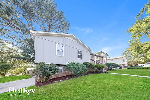 8263 Country Cir Photo 1