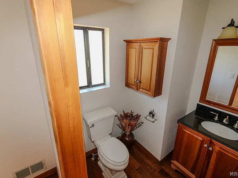 1772 Columbine Dr — Photo 11