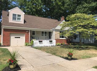 26716 Osborn Rd, Bay Village, OH 44140