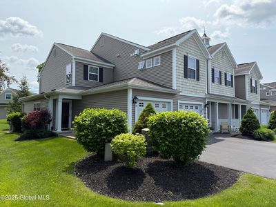 35 Governor Circle, Albany, NY, 12208