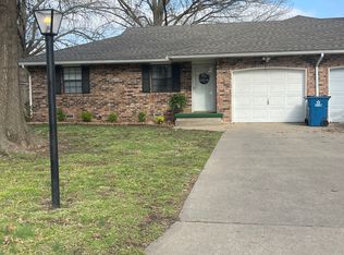 3221 & 3223 S McConnell Ave #3221, Joplin, MO 64801