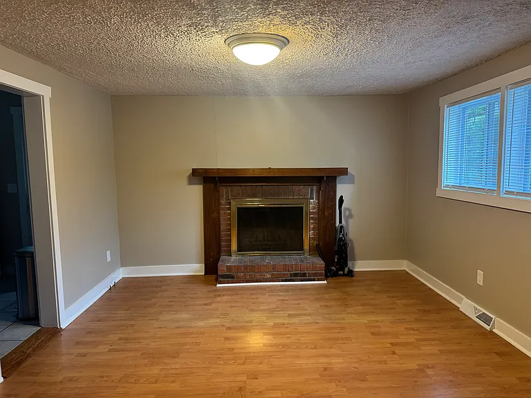 8 Elkmont Dr — Photo 10