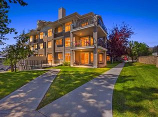 1010 N Arbour Lake Rd NW #3137, Calgary, AB T3G 4Y8