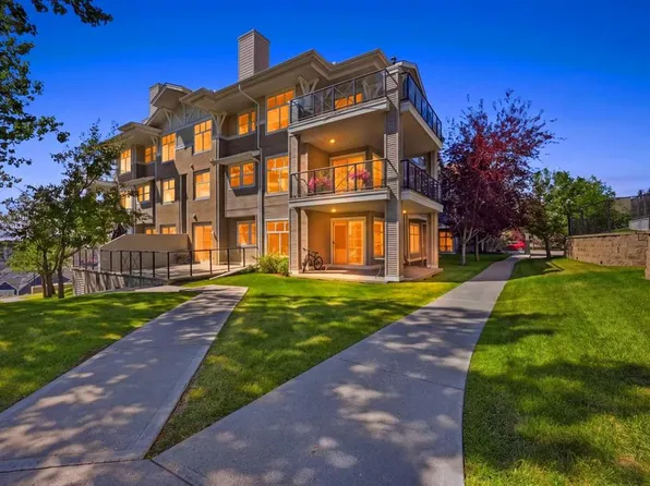 1010 N Arbour Lake Rd NW #3137, Calgary, AB T3G 4Y8