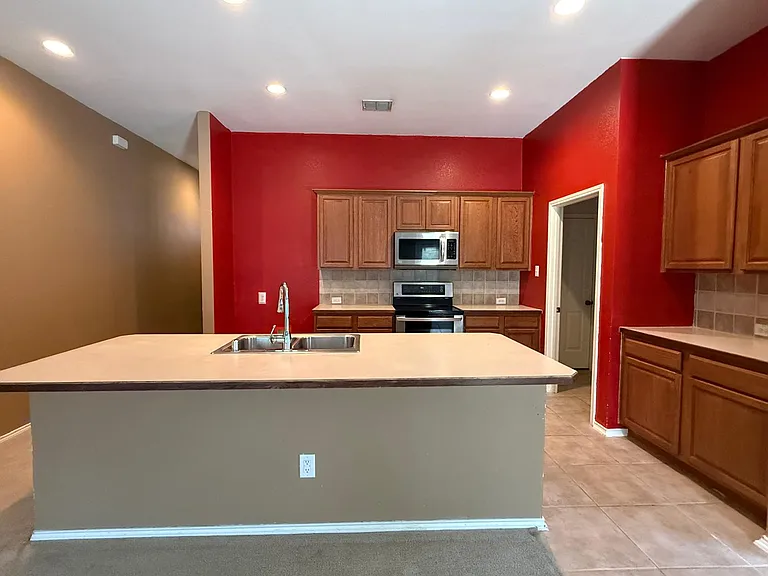 12328 Ocean Spray Dr — Photo 3