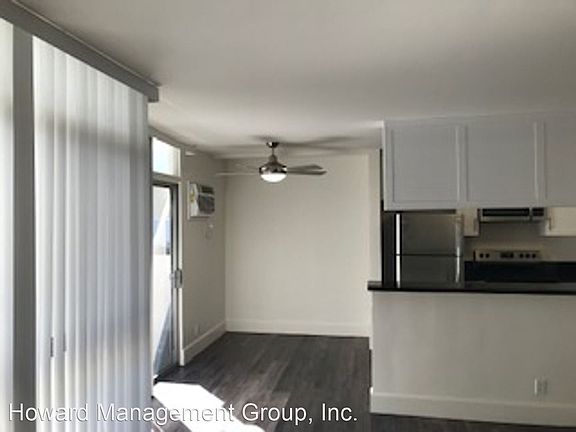 5th image of 11942 Darlington Ave #2