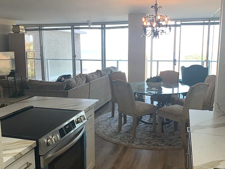 1820 Avenida Del Mundo #406 — Photo 9