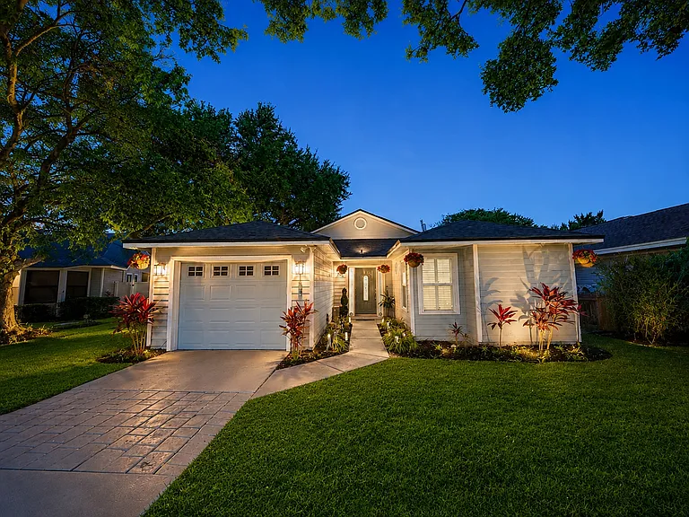 155 Rolando Ct — Photo 1