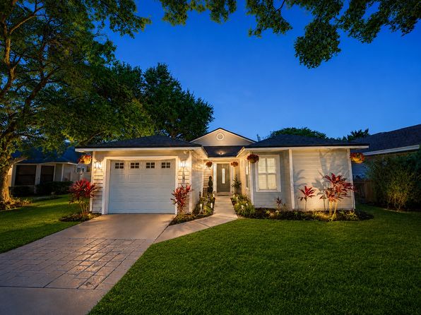 155 Rolando Ct