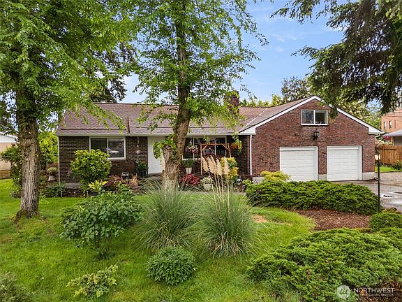 2nd image of 10109 Becker Drive SW
