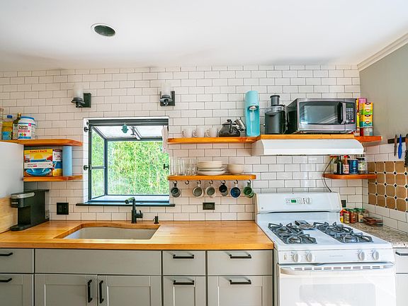 Kitchen was fully remodeled recently